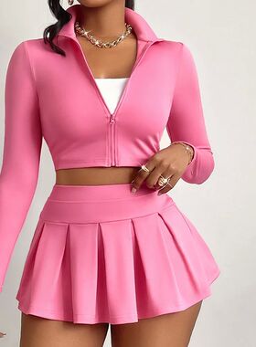 Short top and short skirt tracksuit 收腰短款上衣短裙运动套装