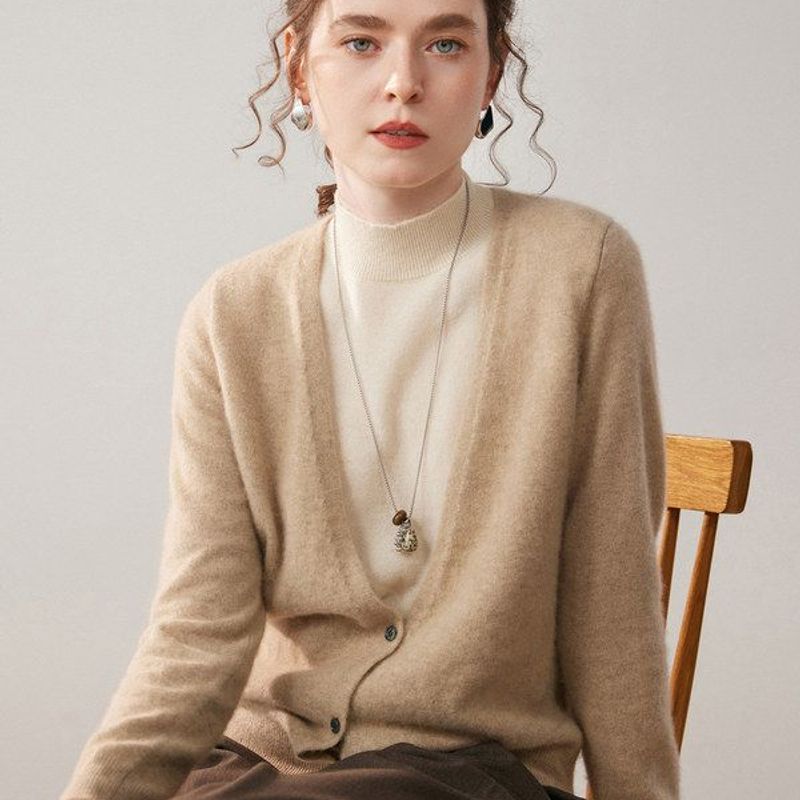 假两件半高领山羊绒毛衣女打底