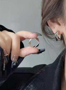 欧美银色金属立体菱形不规则设计耳扣式耳环冷淡风小众轻奢高级感
