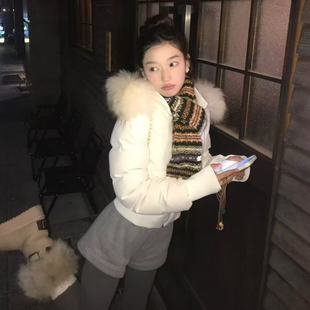 GOLFCROSS大毛领修身短款羽绒服女冬季新款保暖休闲黑色连帽外套