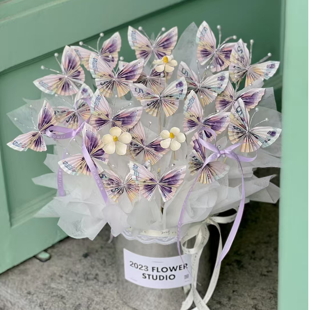 新品抱抱桶蝴蝶花束情人节花束DIY材料包送老婆男友生日母亲节