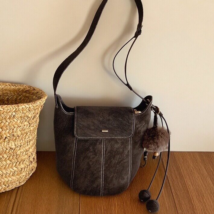 南风Chio2nd 南瓜包水桶包包女2025新款冬季百搭通勤单肩斜挎小包,箱包皮具/热销女包/男包,通用款女包,淘宝优惠券,粉丝福利购,淘宝优惠卷