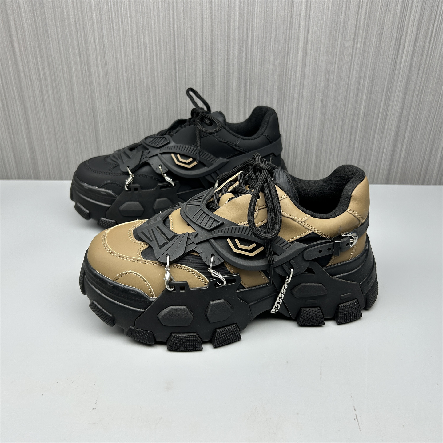 品牌撤柜断码处理秋款老爹鞋女百搭舒适欧美风潮流厚底运动鞋特价