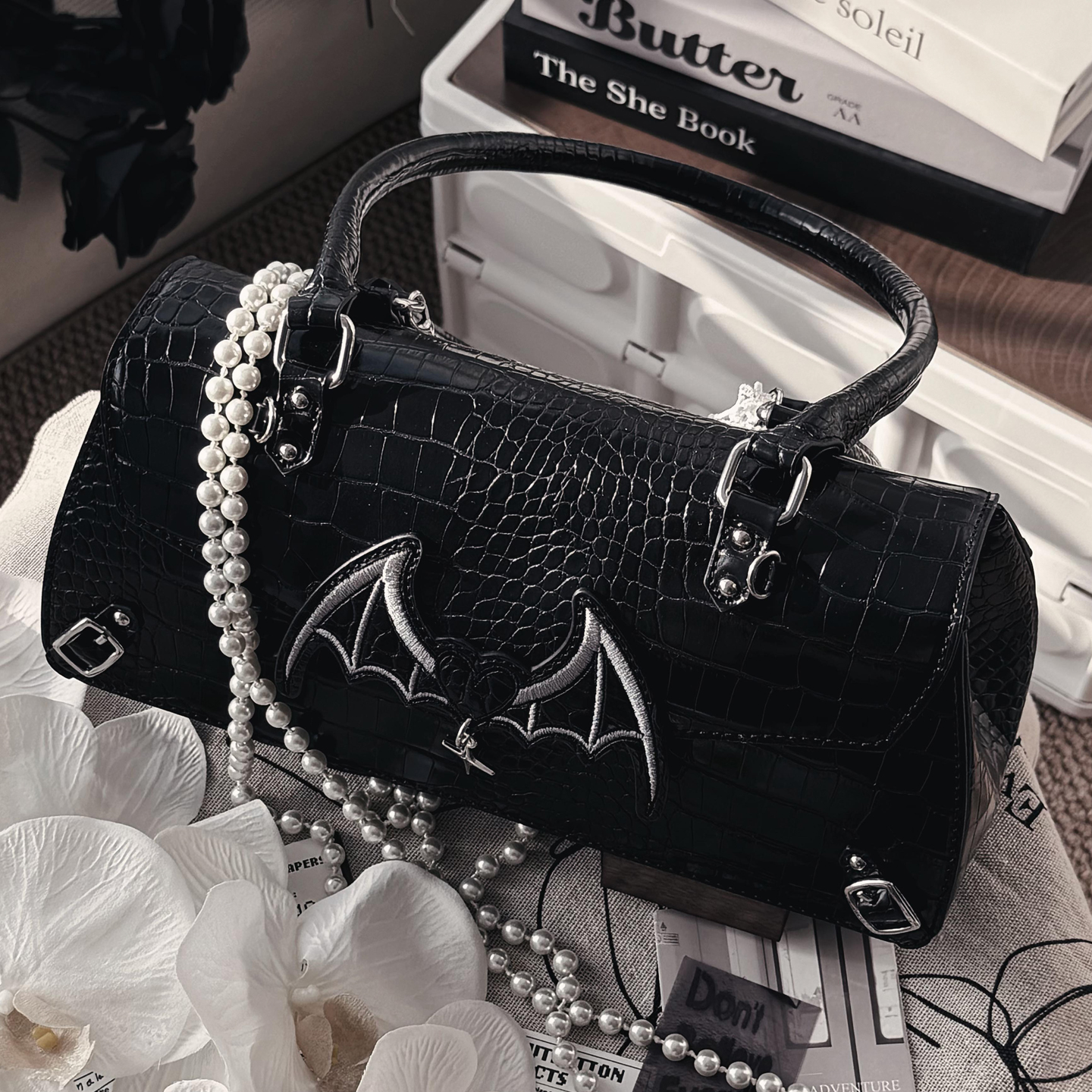 蝙蝠痛包香蕉家原创设计大容量大窗口塞娃扎谷甜酷百变单肩包