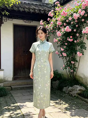 浅绿银竹夏季新款日常中国风缎丝旗袍手工长款气质显瘦小个子走秀