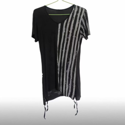 (夯品）kmrii 黑色V领条纹拼接抽绳设计朋克风个性上衣短袖T恤