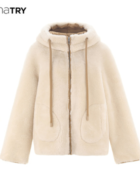 【明星同款】wana try柔软环保皮毛一体冬新品米色韩系毛绒外套女