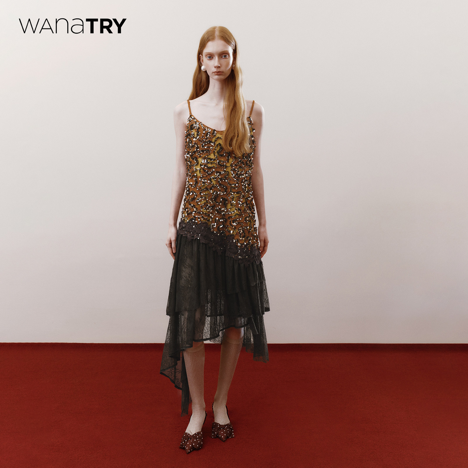 wanatry亮片装饰蕾丝连衣裙女