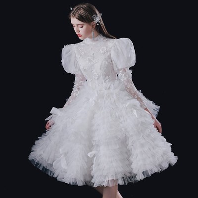 法式迎宾领证轻婚纱2024新款简约出门纱小个子蓬蓬公主裙晚礼服白