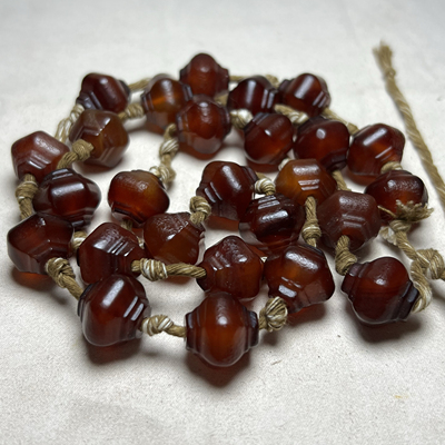 古玩老珠子辽金老酒红玛瑙天然六棱灯笼珠桶珠腰珠顶珠文玩配饰