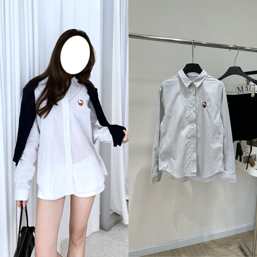 无名女装2026早秋深圳浅灰色竖条纹Ktty刺绣衬衫宽松简约风女款上