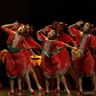 小荷风采庆穗鼓韵演出服春节元霄节喜庆儿童表演服欢庆打鼓服非遗