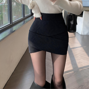 黑色高腰紧身包臀短裙女秋季新款韩版不规则一步裙弹力职场半身裙