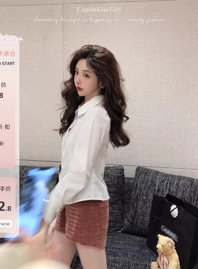 【年中6折清仓】csk丘比特 线条勾勒 衬衫女小众设计简约内搭上衣