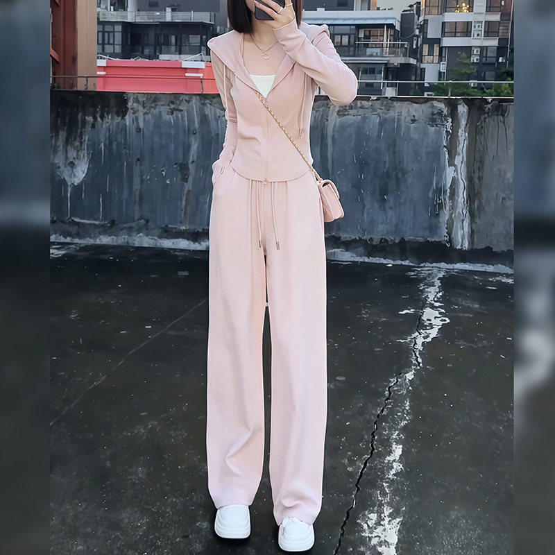 2026春季新款高级感气质连帽显瘦卫衣搭休闲运动阔腿裤两件式套装