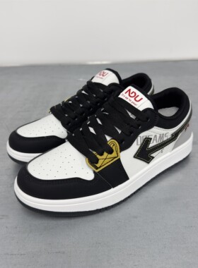 男板鞋2026新款巨好看小众平底男青年休闲日常百搭软底男板鞋