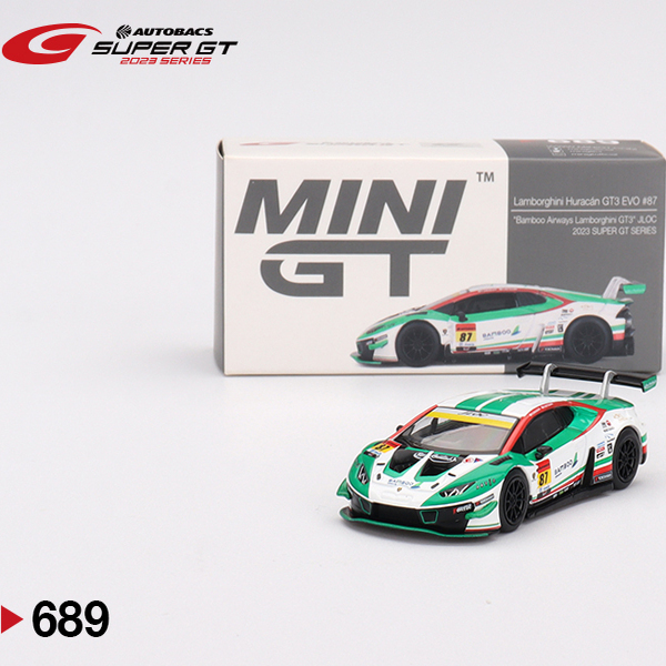 MINIGT689兰博小牛白绿64合金车