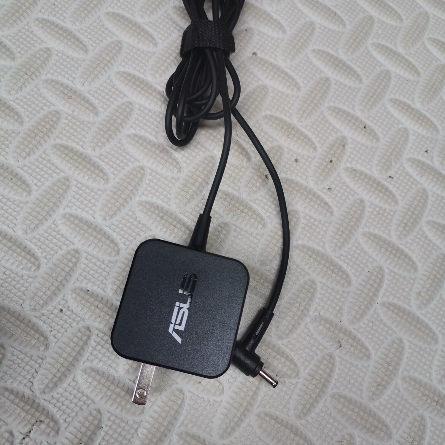 适用华硕笔记本电源19V1.75A电源适配器Asus/33W超极本电脑充电器