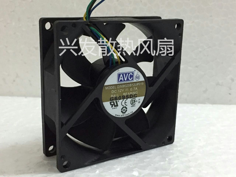 AVC DS08025B12UP019 12V 0.7A 8025 8CM 4线CPU风扇 服务器风扇图片