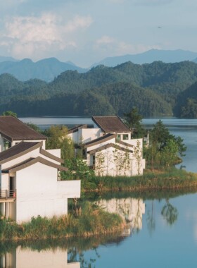 【暖冬错峰】千岛湖安岚2晚含早及多重权益别墅套餐含暖蒸体验