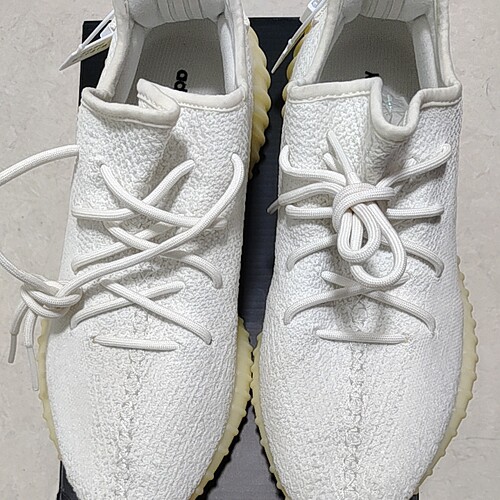 adidas  Yeezy Boost 350 V2   CP9366 小孙  仓下单请看详情页