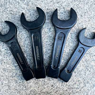 虎工重型敲击开口扳手加厚直柄锤击呆头敲打大号叉扳手85/90/120