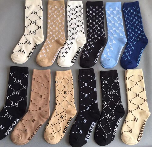 NY男女中筒搭配鲨鱼裤袜子