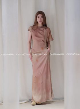 CASTING｜YANGKEHAN 26SS 粉墨单肩飞袖连衣裙