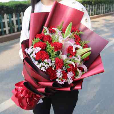全国鲜花速递同城香水百合康乃馨花束配送武汉宁波深圳生日送妈妈