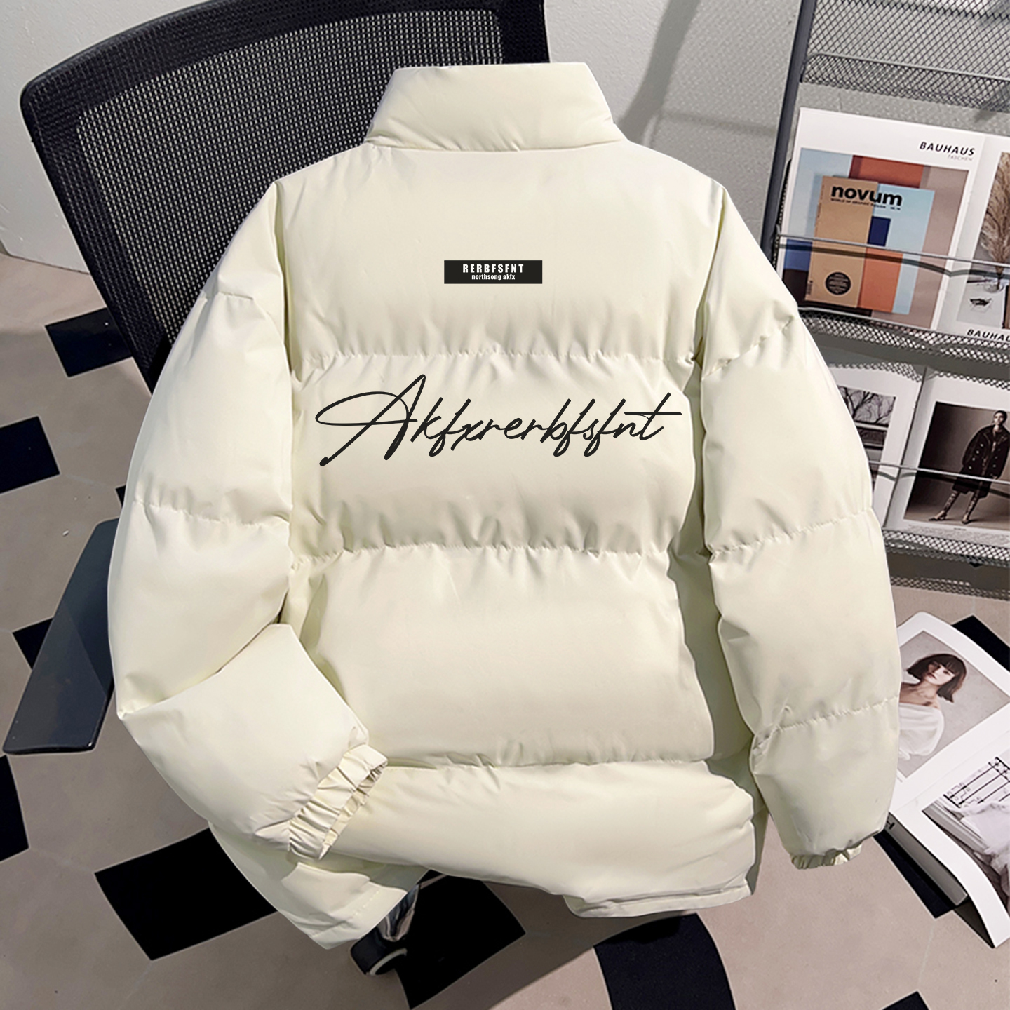 真维斯冬季保暖轻薄白鸭绒羽绒服