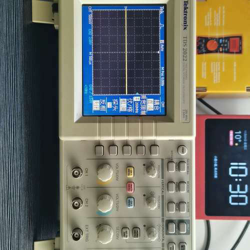 泰克200MHZ示波器   TDS2022,成色如图议价也可维修