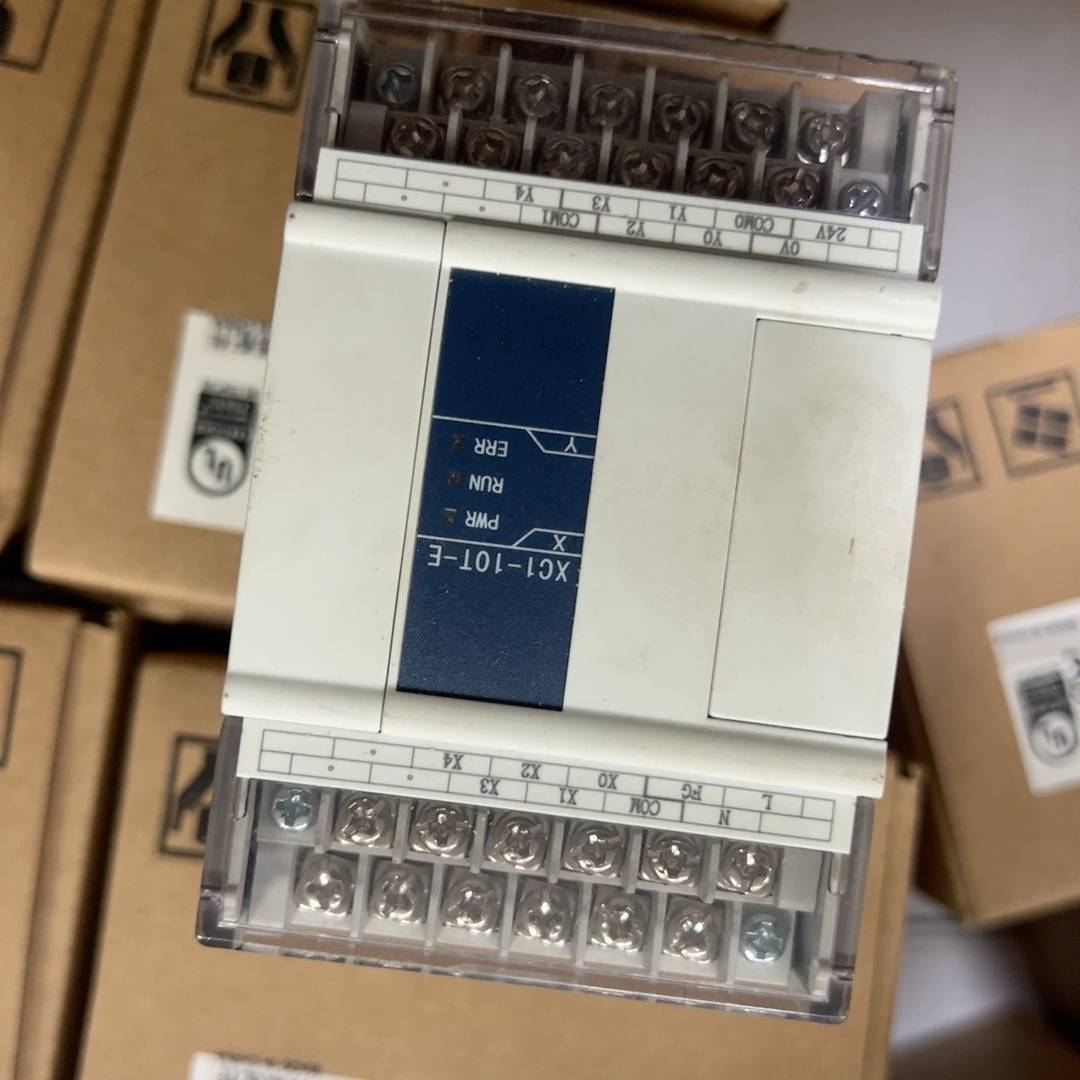 信捷XC1-10T-E，1只，成色议价 也可为维修！！