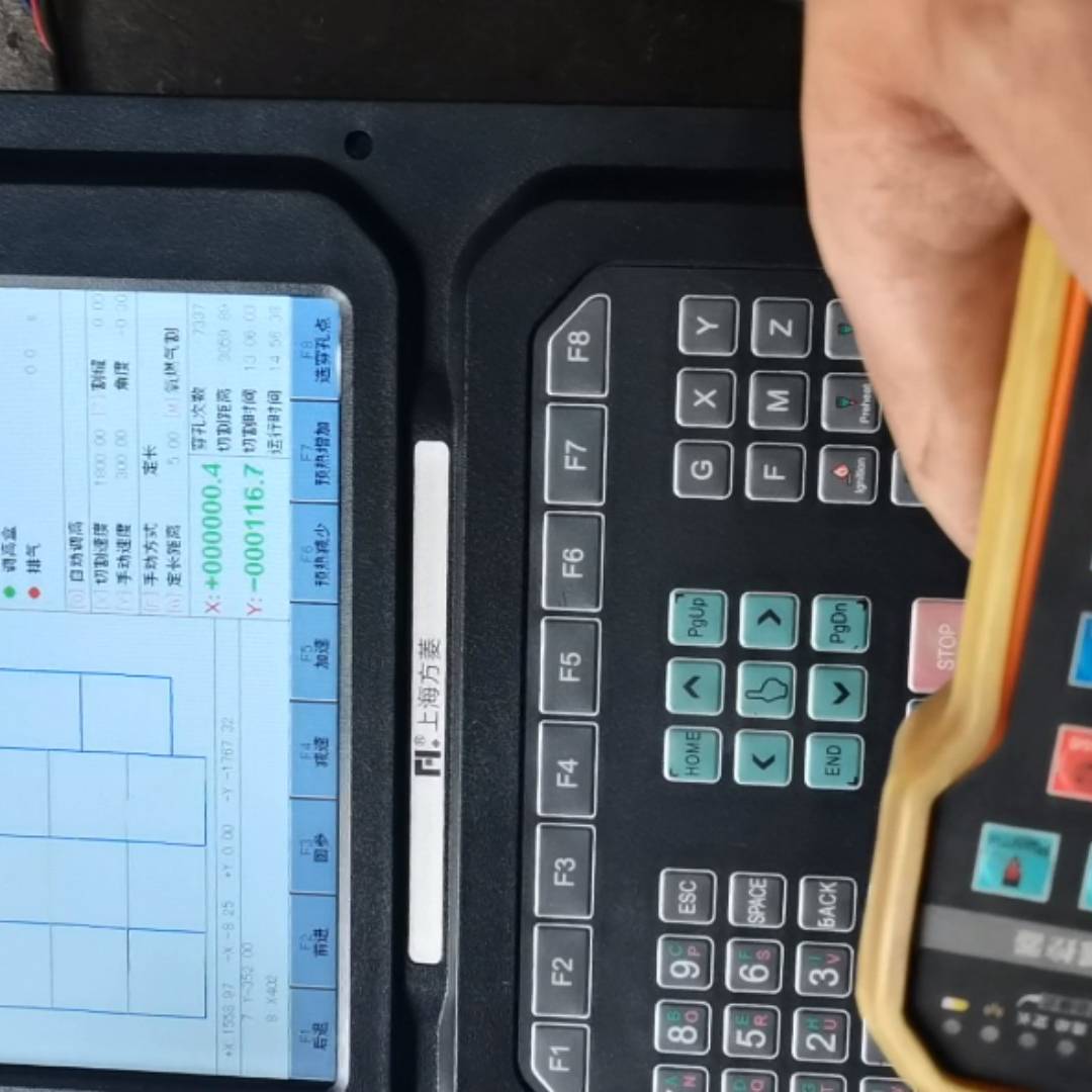 上海方菱数控系统:F2300议价 也可为维修!!