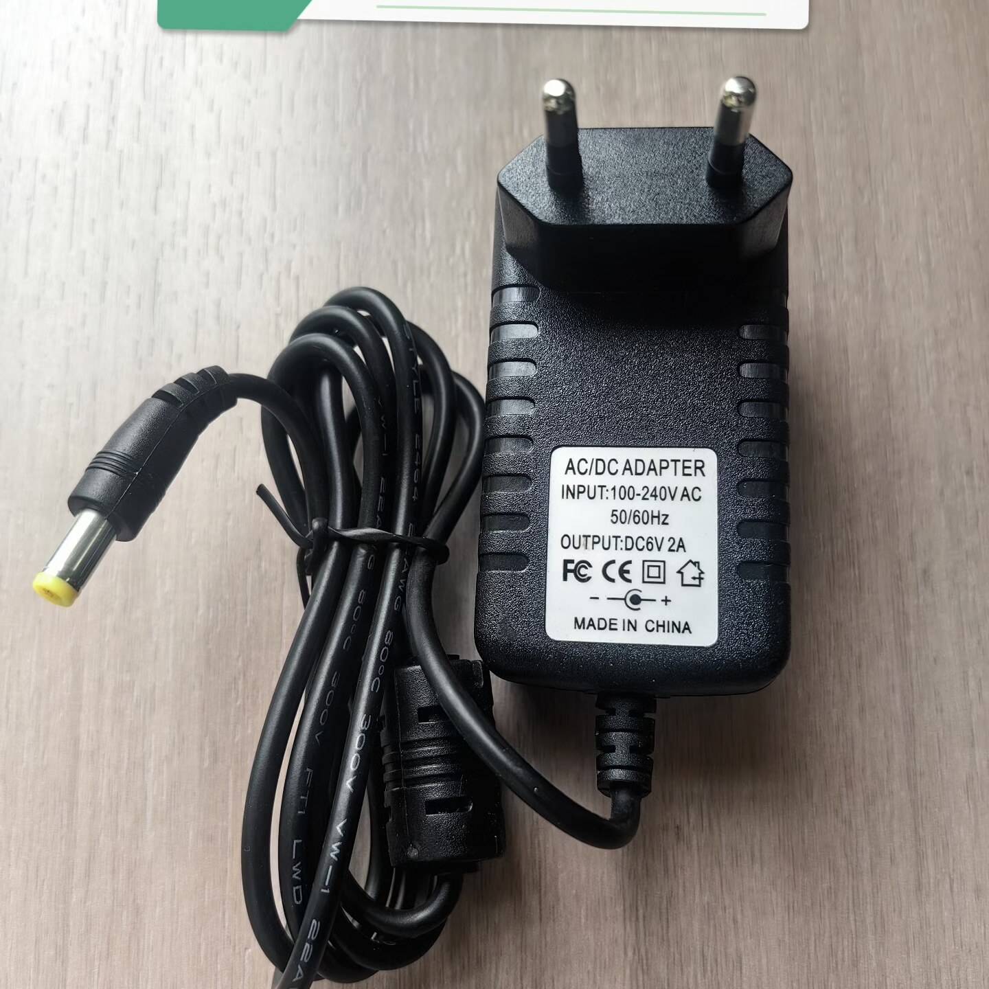 6V2A充电器6V2000ma电源适议价 也可为维修！！