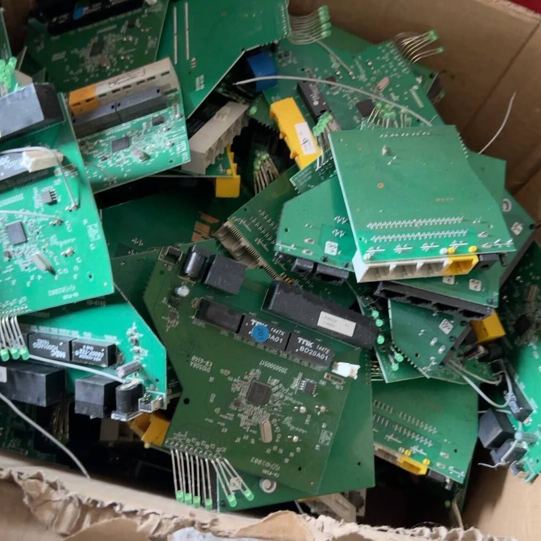 小口mt7628kn带板一百多只议价 也可为维修!!