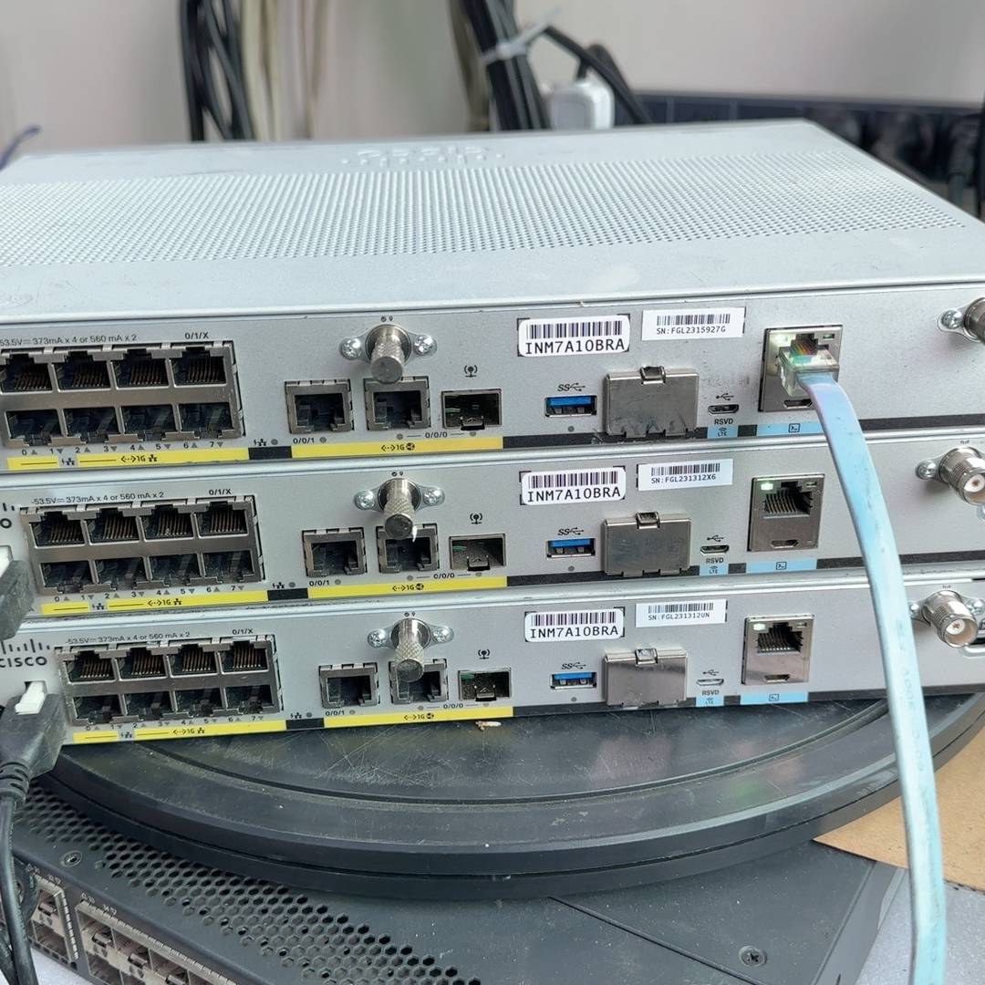 cisco思科 C1111-8PLTE 思科议价 也可为维修！！
