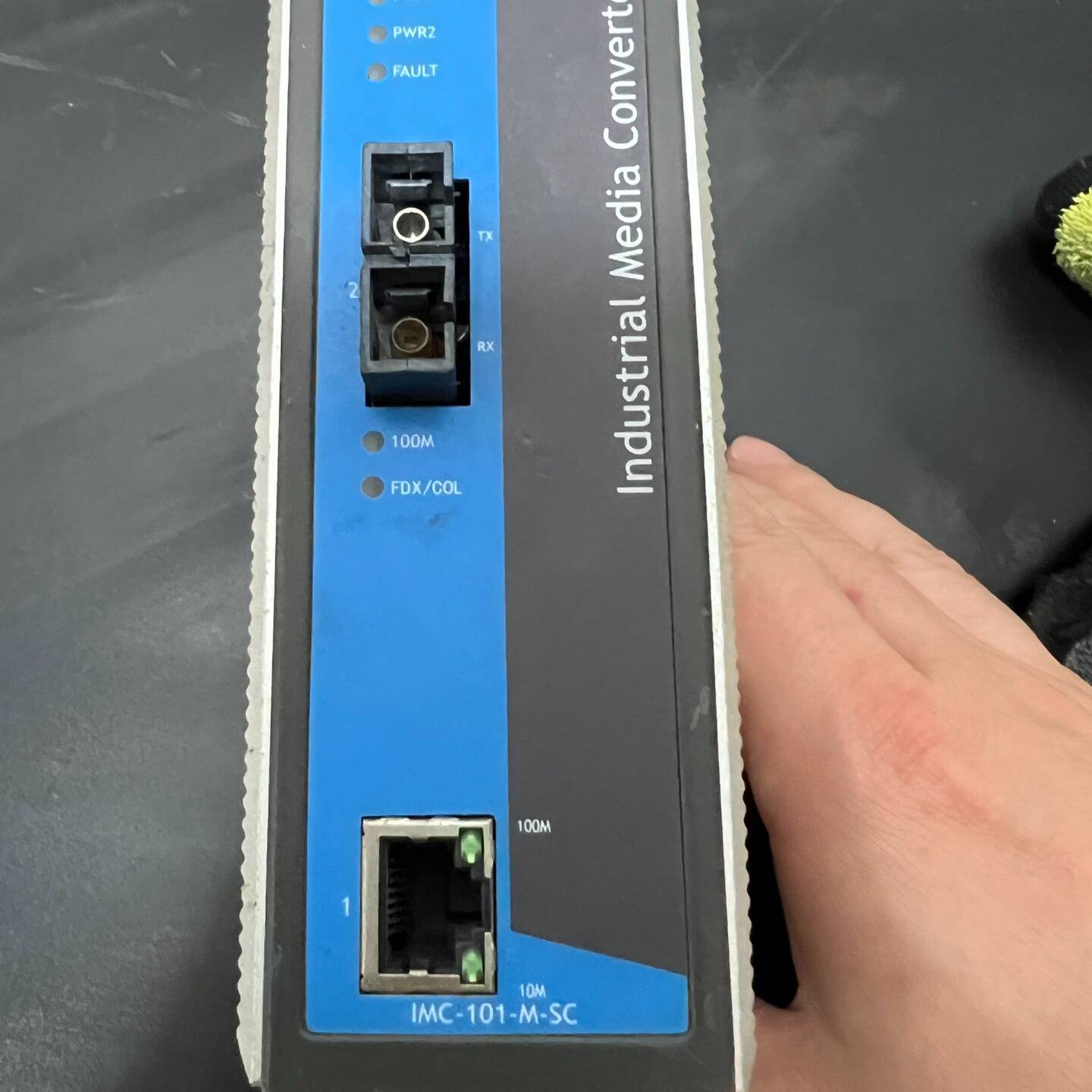 MOXA摩莎IMC-101-S-SC宽温工议价 也可为维修!!
