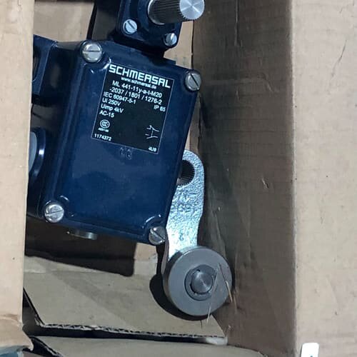 施迈赛限位开关 ML 441-11y-a-t-M20议价及维修！