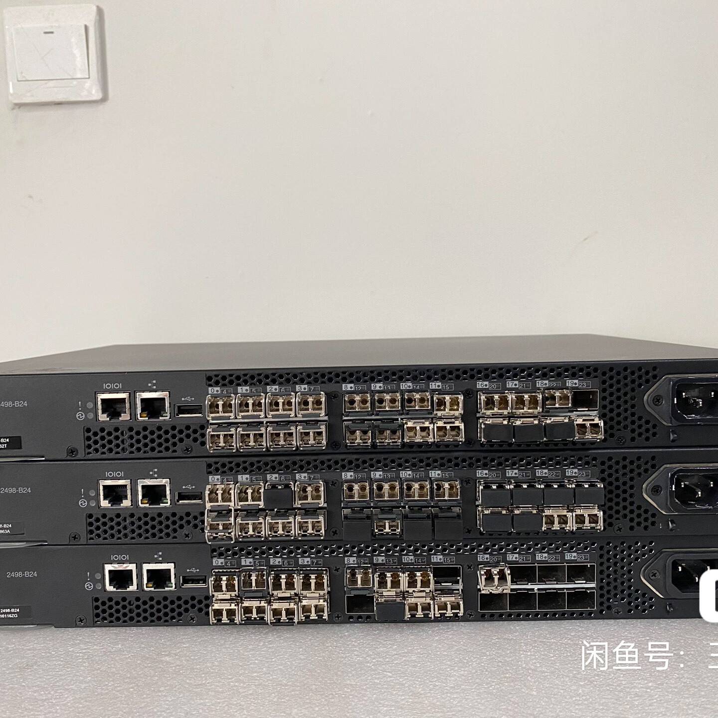 IBM2498-B24 光纤通道交换议价 也可为维修！！