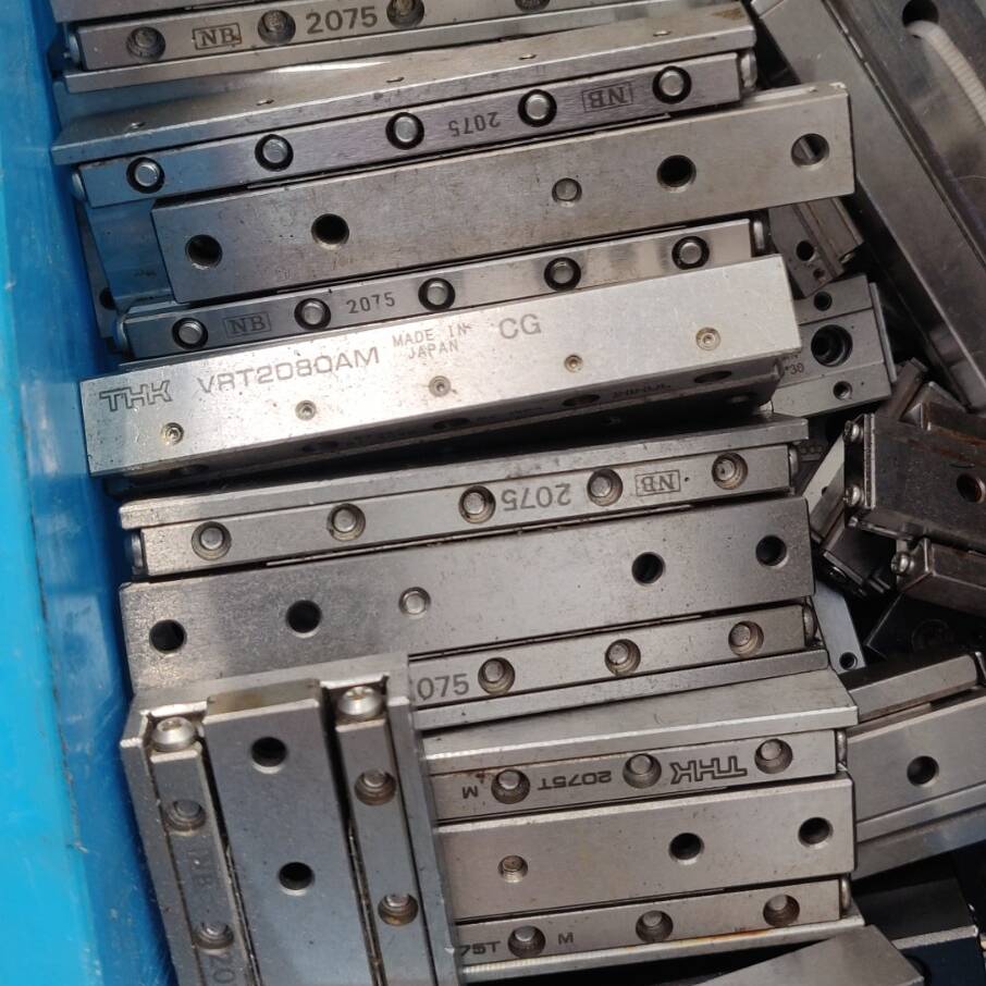 NB 2075  THK VRT2080AM  THK207议价 也可为维修！！