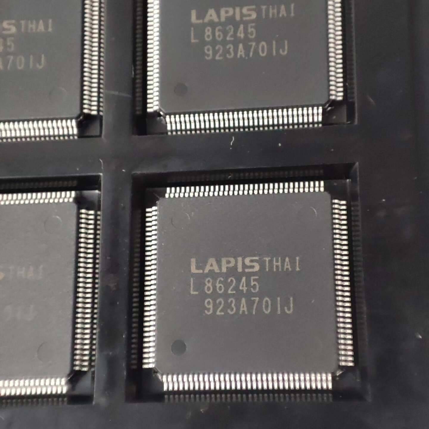 LAPIS THAI L86245923A701J 国外议价 也可为维修！！