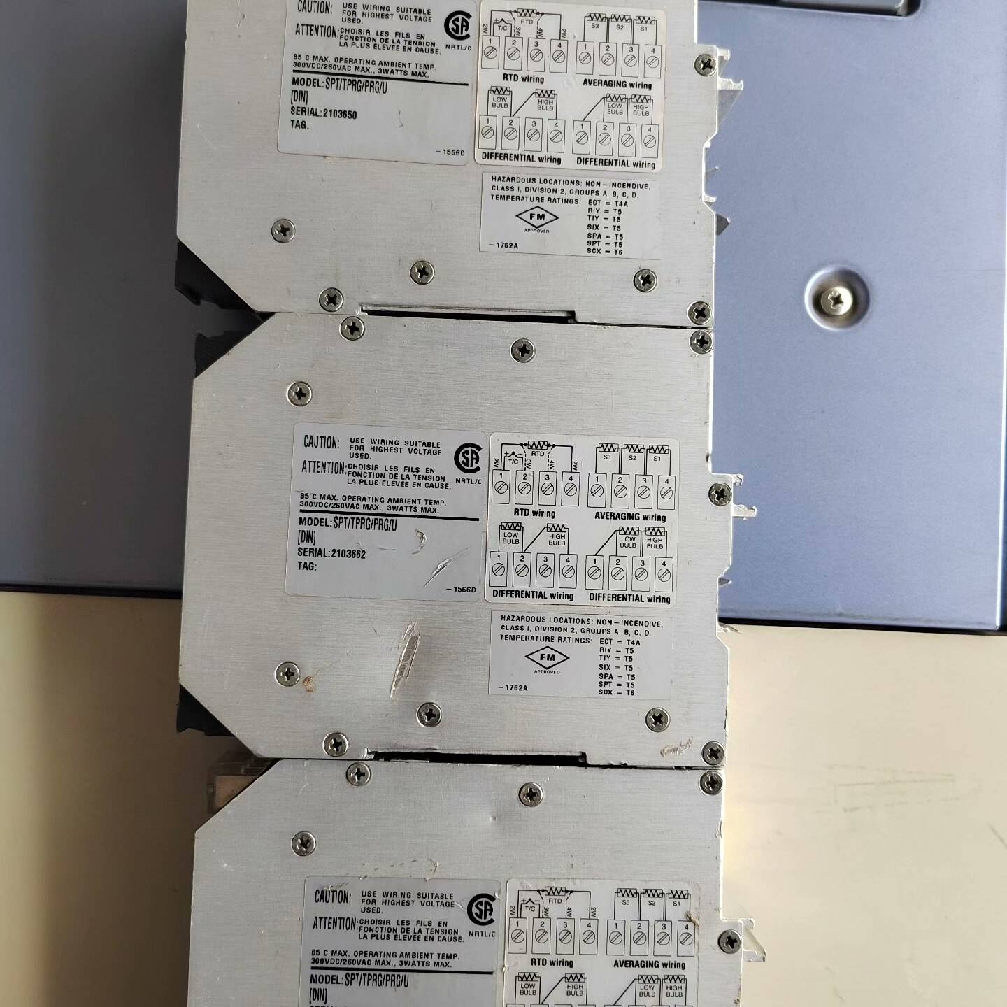 MOORE摩尔控制器SPT/TPRG/PRG议价 也可为维修！！