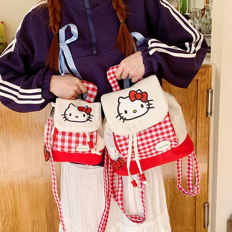 Hellokitty红格双肩包包休闲百搭