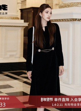 LIME莱茵轻奢优雅丝绒连衣裙2024秋新款领口重工钉珠镂空设计裙子