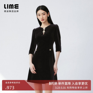 珍珠水钻装 LIME莱茵奢雅镂空连衣裙秋新款 饰收腰裙子 丝绒