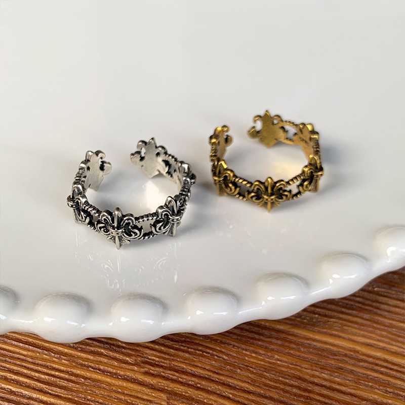 岚芷欧美风复古十字鸢尾花镂空