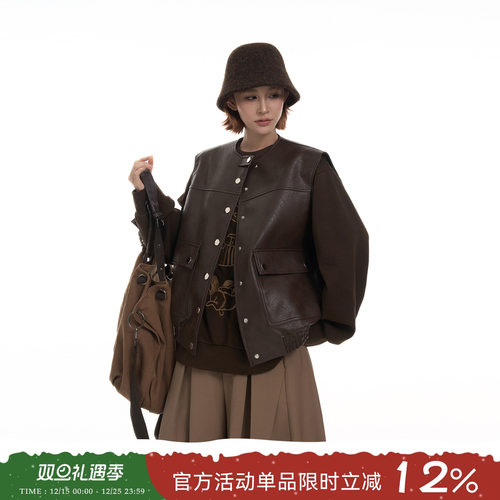 吴童童圆领无袖坎肩皮衣马甲