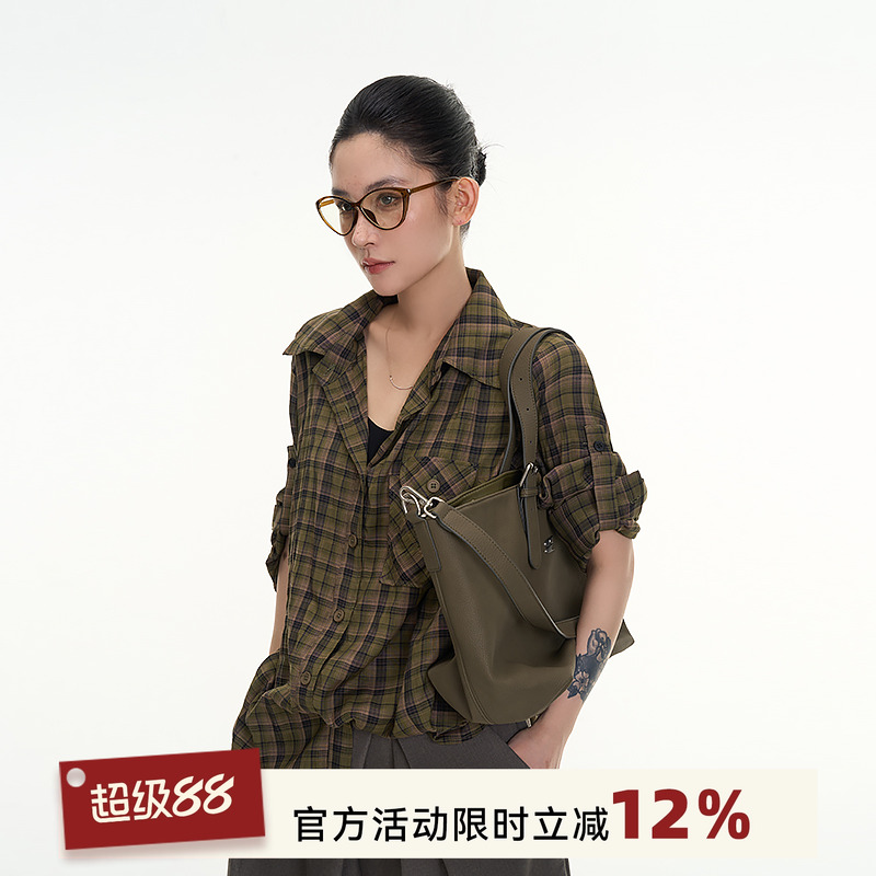 吴童童 格子翻领长袖衬衫女夏季韩系设计感休闲宽松百搭开衫上衣