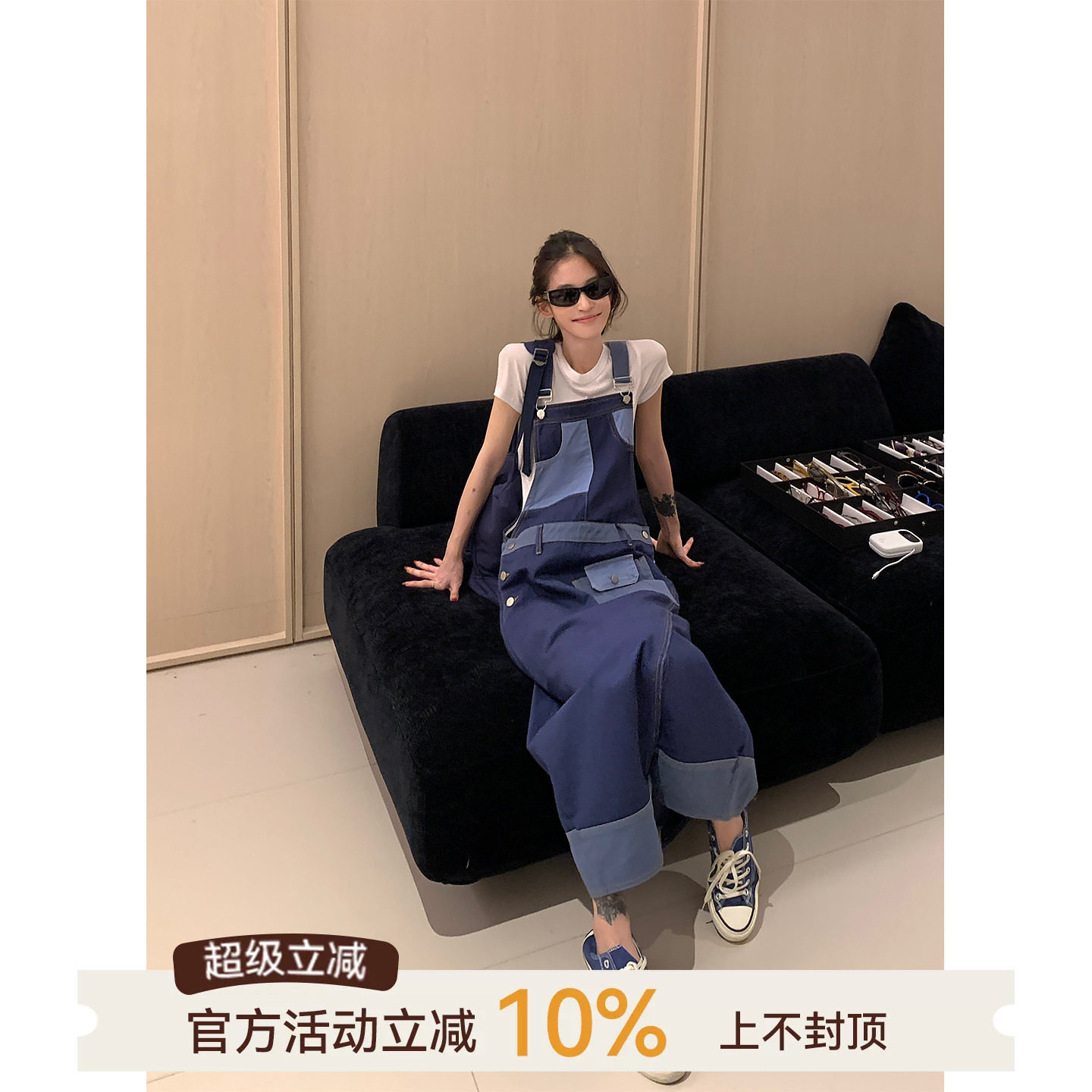 吴童童蓝色开叉牛仔背带连衣裙图片