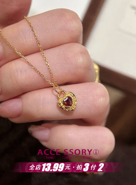 锤纹立体红色爱心项链送女友礼物